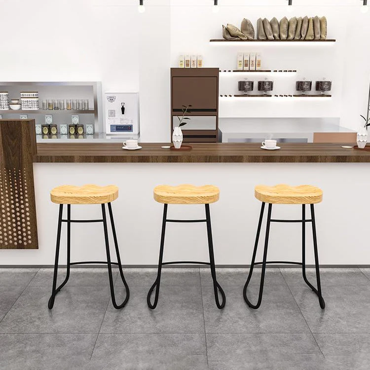 Sgabello da bancone moderno con schienale ferro, sgabello da bar per negozio di tè al latte, con sedile e pedale legno Cle...