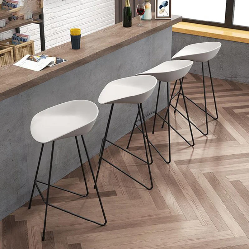 Sgabello da bancone nordico con schienale senza braccioli Sgabello da bar da cucina ferro con sedile acrilico Clearhalo