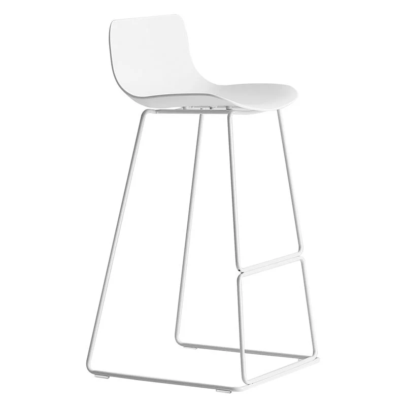 Sgabello da bancone scandinavo con schienale basso plastica senza braccioli Clearhalo