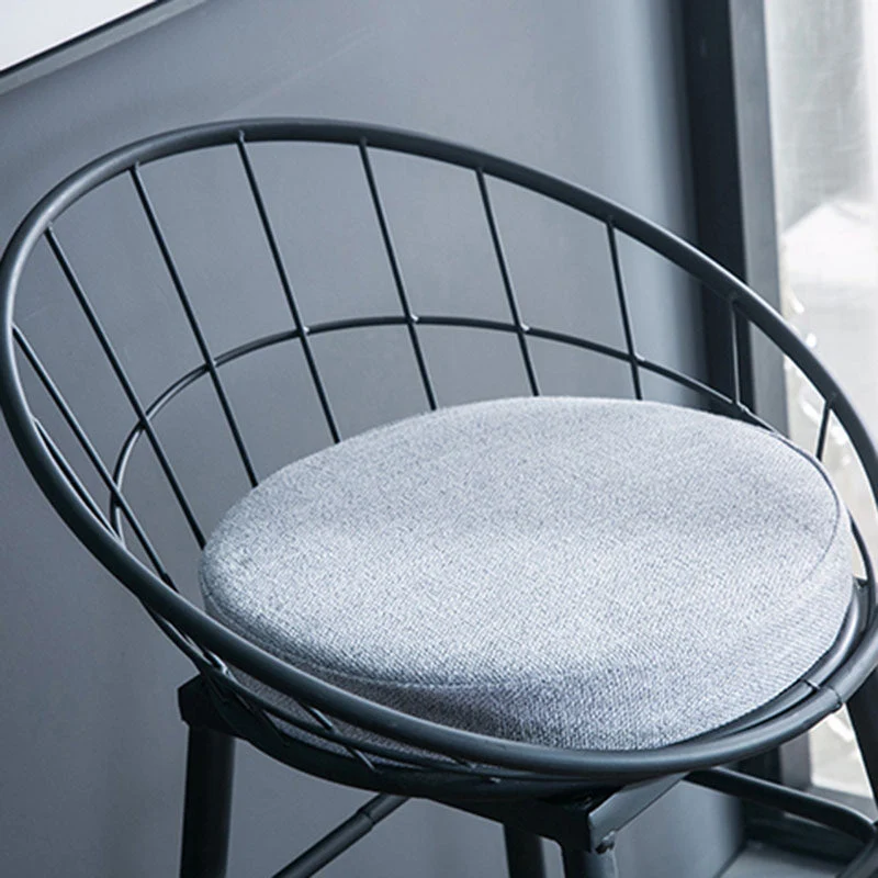 Sgabello da bancone secchiello dal design scandinavo per la casa. Sgabelli da bar imbottiti con base metallo Clearhalo
