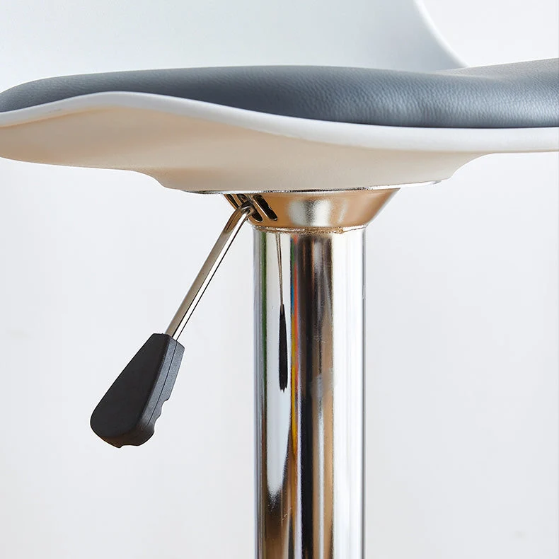 Sgabello da bar alzabile stile moderno Sgabello da bar plastica con gambe metallo Clearhalo