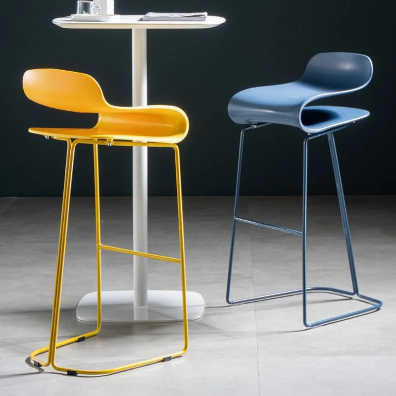 Sgabello da bar e bancone con poggiapiedi con schienale basso Sgabello moderno da bancone acrilico per interni Clearhalo