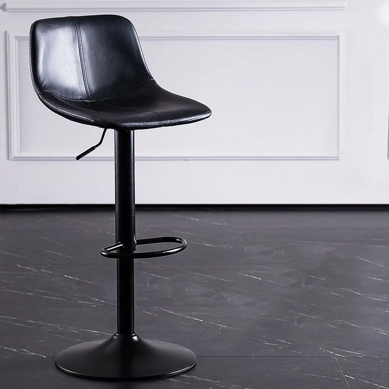 Sgabello da bar e bancone industriale Sgabello con schienale basso con base su piedistallo nero Clearhalo