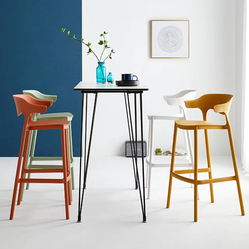 Sgabello da bar con sedili plastica stile nordico, schienale 4 gambe, sgabello da bar colorato (set di 2) Clearhalo