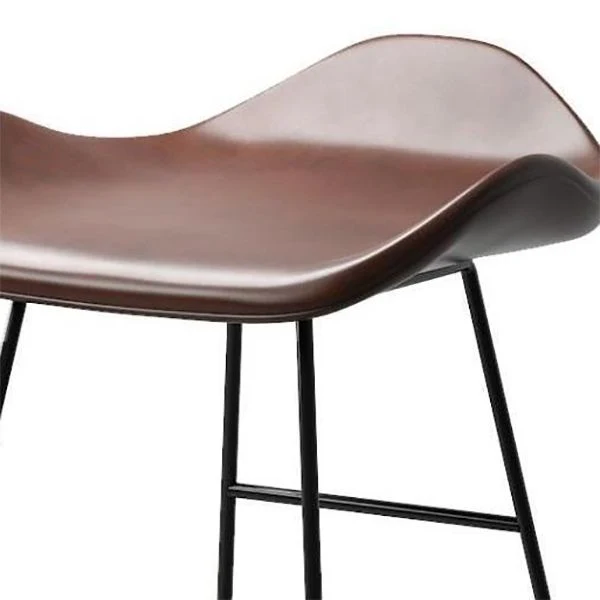 Sgabello da bar imbottito con schienale moderno senza braccioli e base metallo Clearhalo