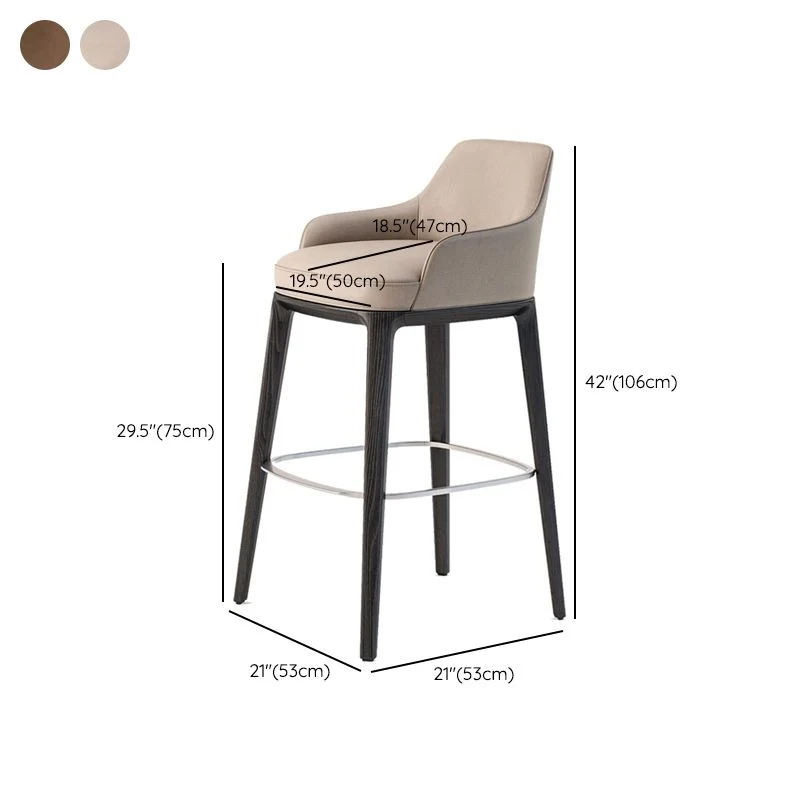 Sgabello da bar imbottito ecopelle con gambe legno massello per la casa Clearhalo