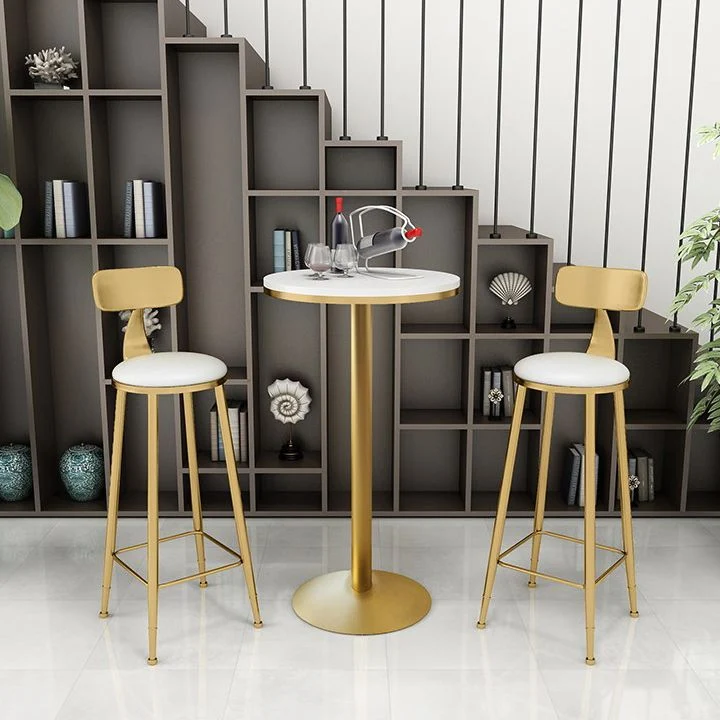 Sgabello da bar imbottito pelle stile nordico Sgabello da bar con base dorata per soggiorno Clearhalo