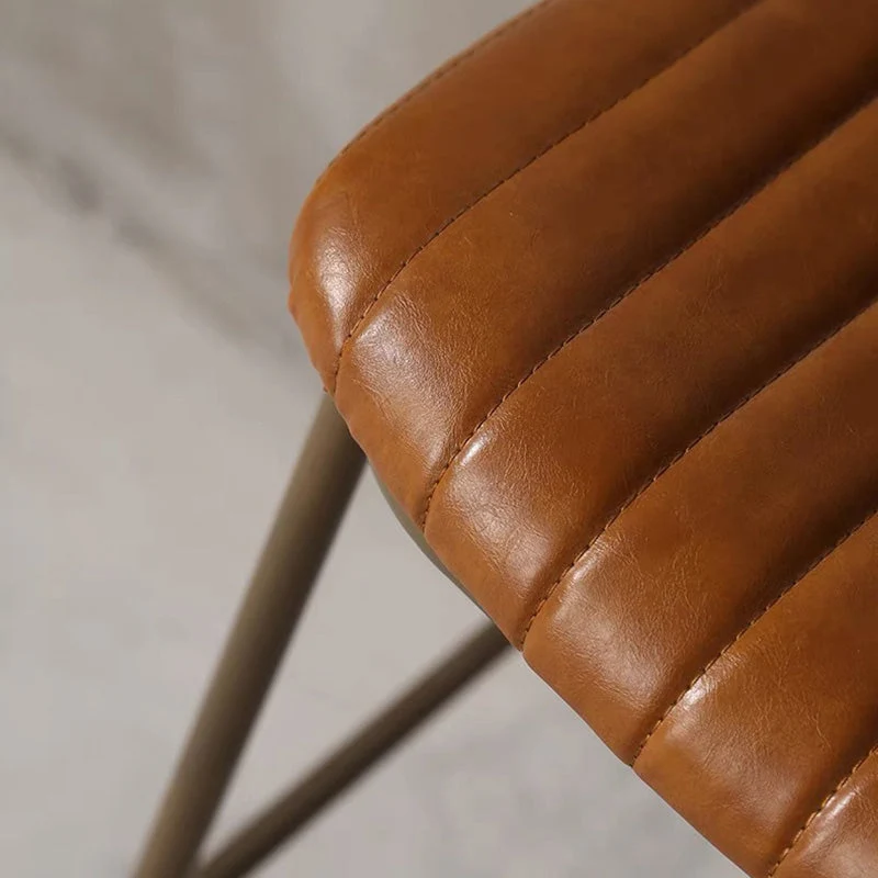 Sgabello da bar industriale metallo, poggiapiedi ecopelle, con schienale basso, con 4 gambe Clearhalo