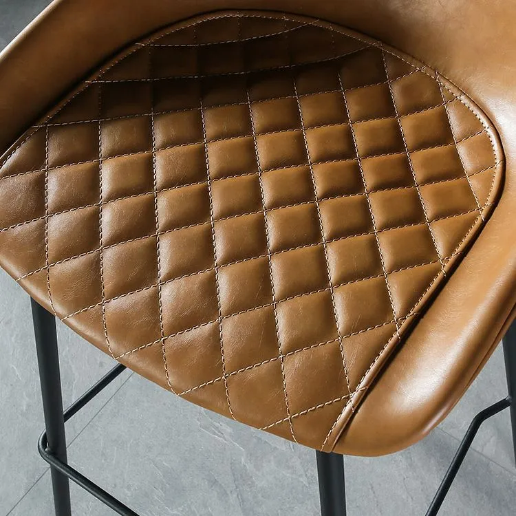Sgabello da bar industriale pelle con finitura opaca. Sgabello con schienale basso Clearhalo
