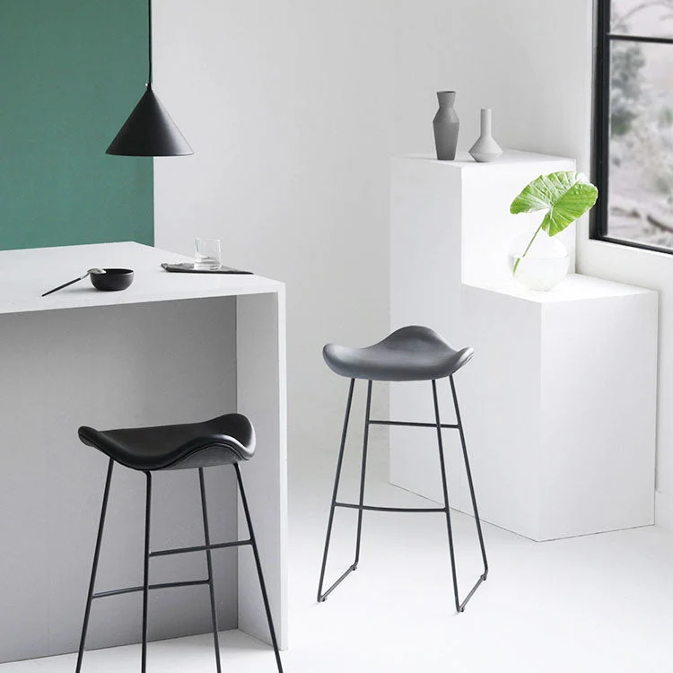 Sgabello da bar industriale pelle PU Sgabello con schienale basso con base metallo Clearhalo