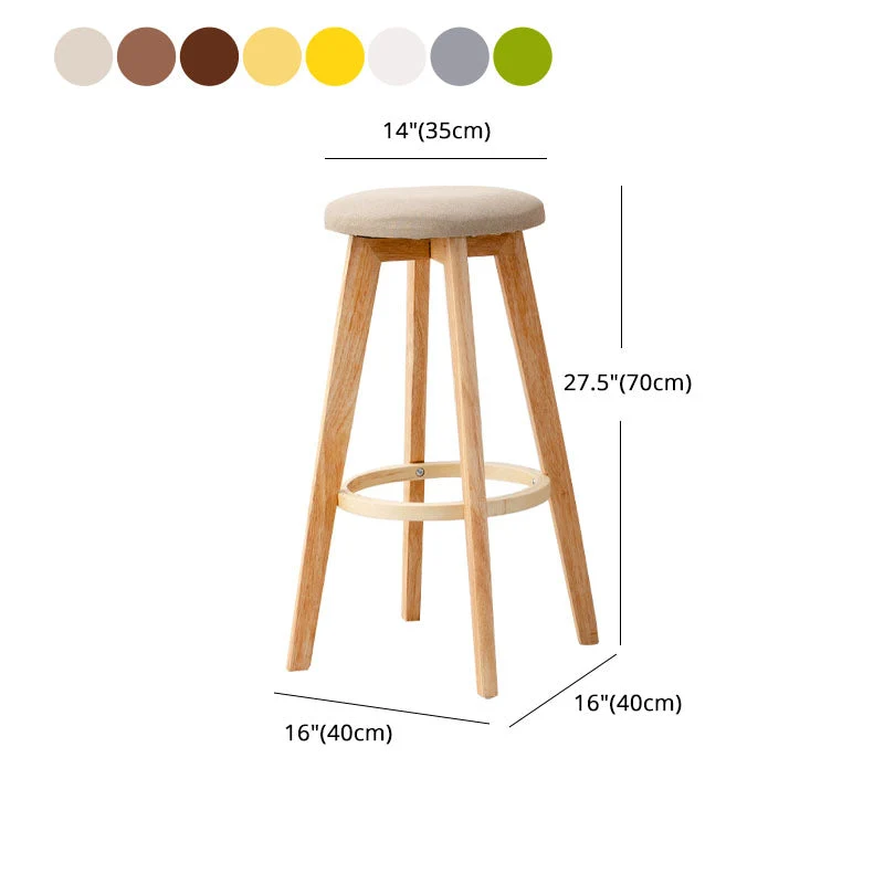 Sgabello da bar legno massello scandinavo con finitura opaca. Sgabello poggiapiedi per ristorante Clearhalo