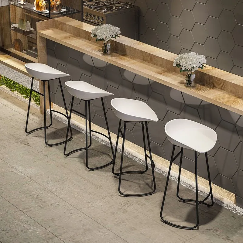 Sgabello da bar moderno con schienale senza braccioli, ferro, per uso domestico, con pedale Clearhalo