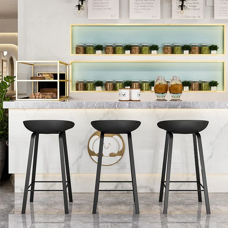 Sgabello da bar moderno con schienale senza braccioli, ferro, con sedile acrilico Clearhalo