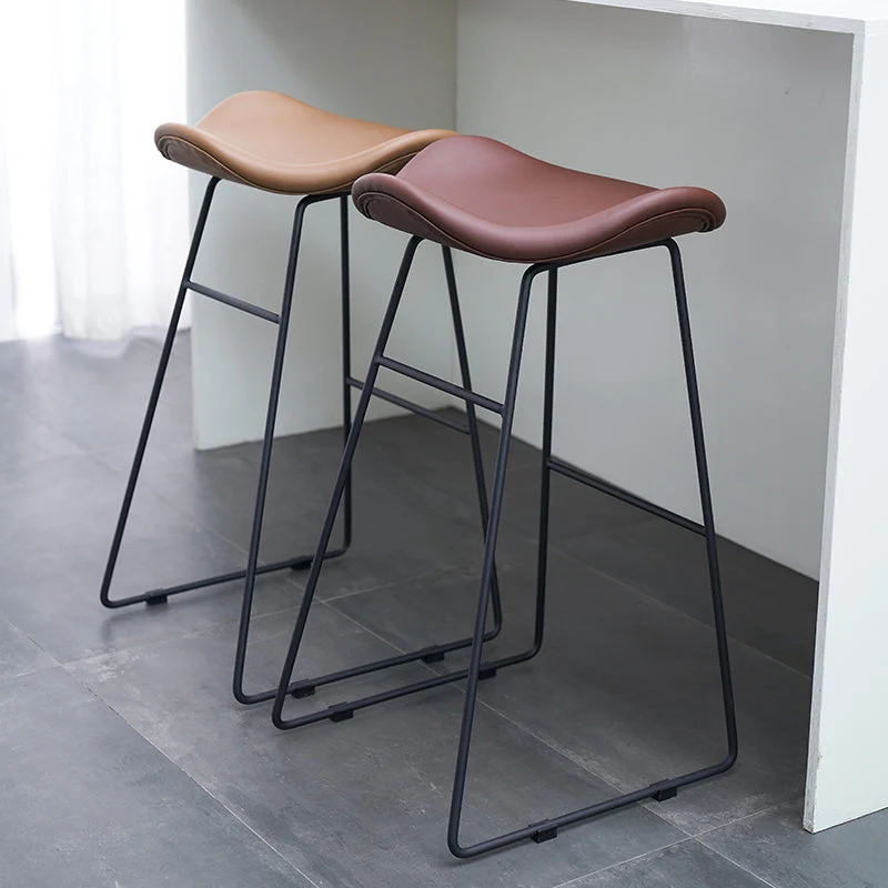 Sgabello da bar moderno ecopelle senza braccioli Sgabello da bancone moderno con sgabello da bancone metallo Clearhalo