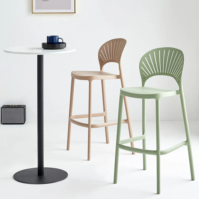 Sgabello da bar moderno impilabile con poggiapiedi Sgabello da bancone rettangolare plastica con schienale basso Clearhalo