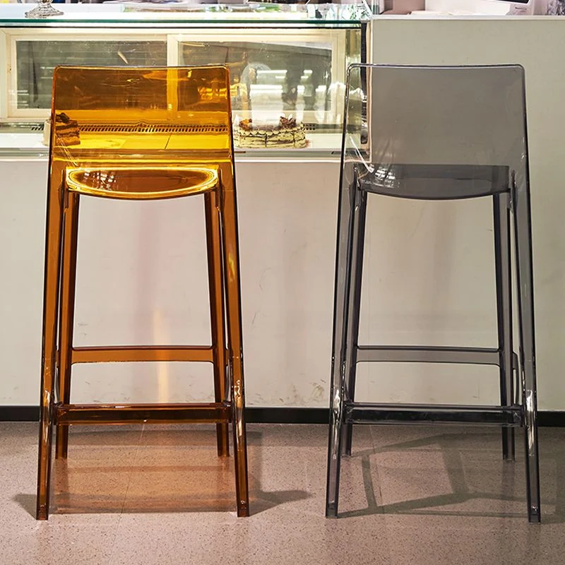 Sgabello da bar moderno per interni con schienale basso plastica e poggiapiedi Clearhalo