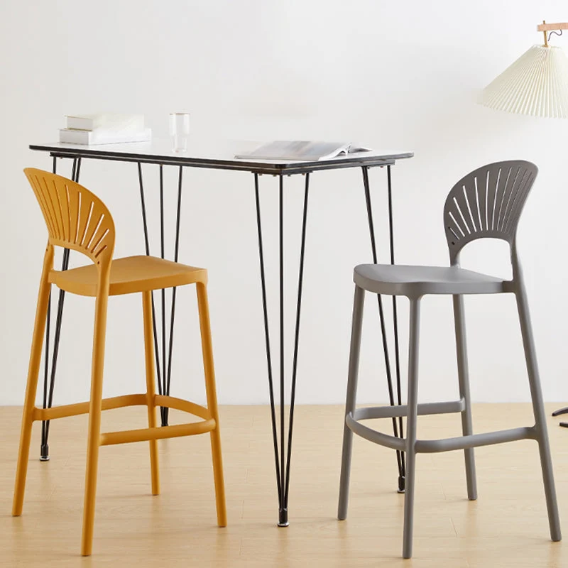 Sgabello da bar moderno plastica Sgabello da bancone con schienale basso plastica con finitura opaca per interni Clearhalo