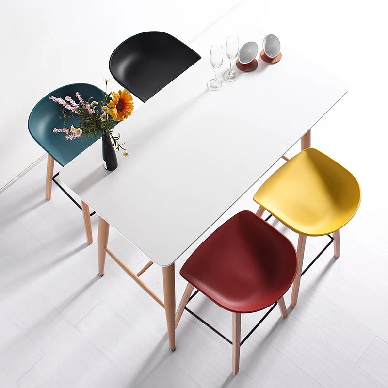 Sgabello da bar moderno Sgabello da bar da bancone plastica con gambe legno Clearhalo