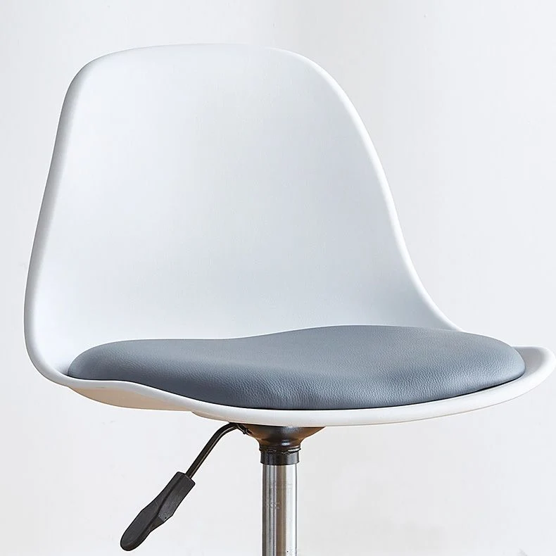 Sgabello da bar moderno sollevabile Sgabello da bar plastica con gambe metallo Clearhalo