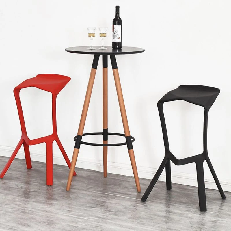 Sgabello da bar nordico impilabile da bancone plastica per la casa Clearhalo