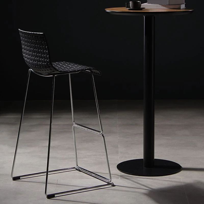 Sgabello da bar plastica stile moderno Sgabello da bar con seduta rettangolare e gambe metallo Clearhalo