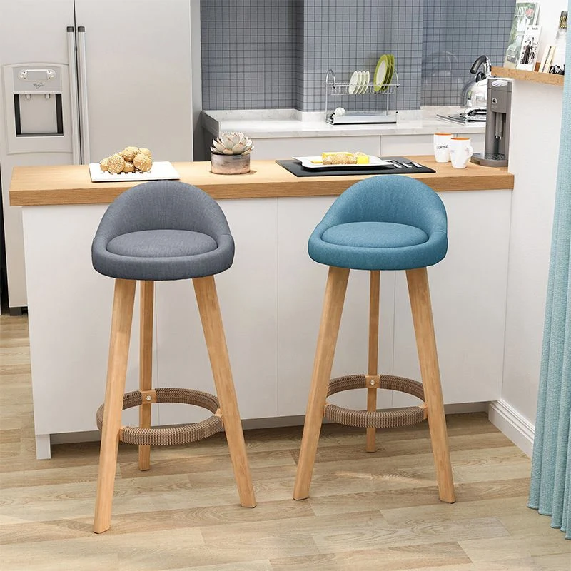 Sgabello da bar scandinavo per la casa legno massello Sgabello poggiapiedi con finitura opaca Clearhalo