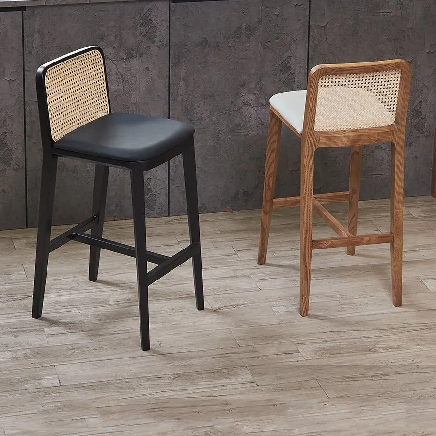 Sgabello da bar senza braccioli legno massello con schienale basso per la casa Clearhalo