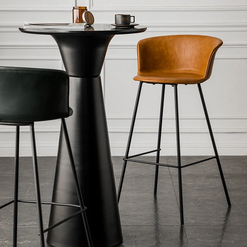 Sgabello da bar stile industriale Sgabello da bancone pelle PU con gambe metallo Clearhalo
