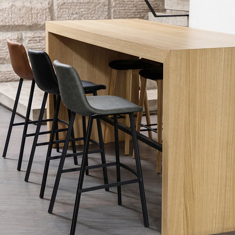 Sgabello da bar stile industriale Sgabello da bar 4 gambe nero per interni per caffetteria Clearhalo