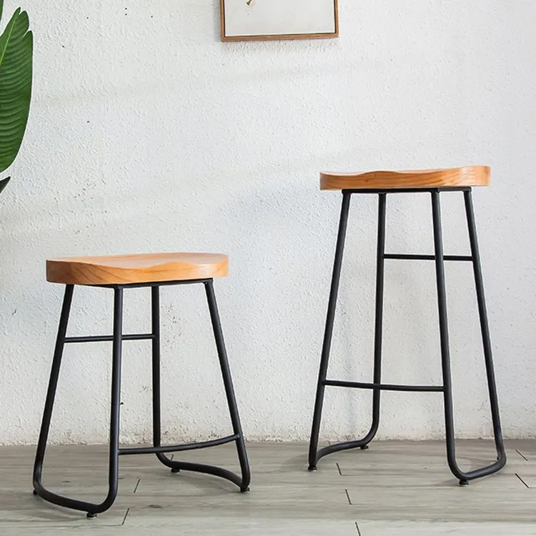 Sgabello da bar stile moderno senza schienale Sgabello da bar con sedile sella e gambe metallo Clearhalo