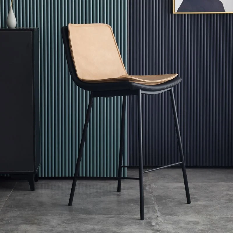 Sgabello da bar stile moderno Sgabello da bar da bancone pelle PU con gambe metallo Clearhalo