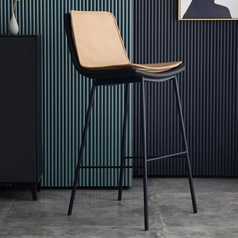 Sgabello da bar stile moderno Sgabello da bar da bancone pelle PU con gambe metallo Clearhalo