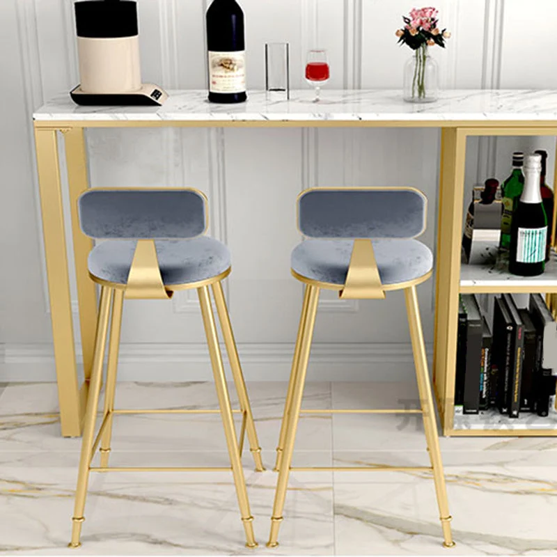 Sgabello da bar stile scandinavo con gamba metallo e seduta rotonda, sedia da bancone per cucina Clearhalo