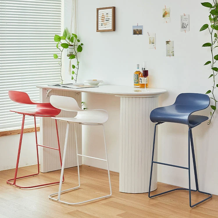 Sgabello poggiapiedi da ristorante scandinavo Sgabello da bar plastica con finitura opaca Clearhalo