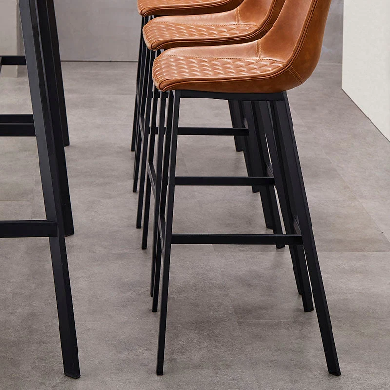 Sgabello poggiapiedi da ristorante scandinavo Sgabello da bar pelle con finitura opaca Clearhalo