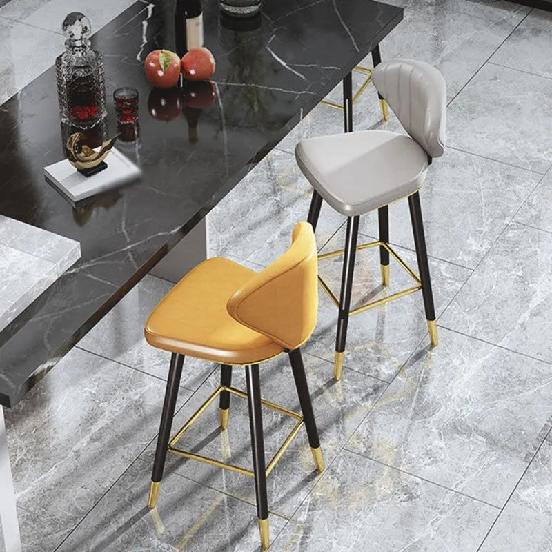 Sgabello poggiapiedi scandinavo Home Sgabello da bar pelle con finitura opaca Clearhalo
