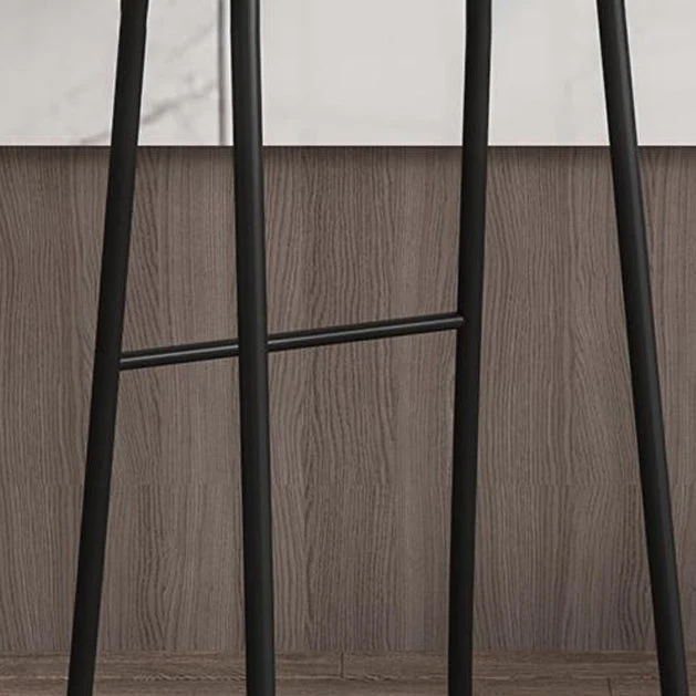 Sgabello da ristorante moderno con poggiapiedi legno massello naturale Clearhalo