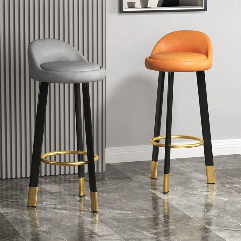 Sgabello scandinavo con schienale basso per reception, sgabelli da bar imbottiti con finitura opaca Clearhalo