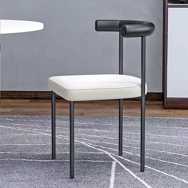 Sgabello stile industriale Sgabelli da bar imbottiti con base metallo Clearhalo