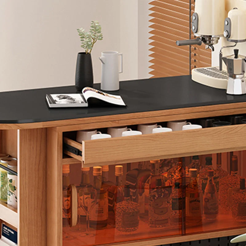 Tavolo da bar forma libera con piano pietra e base legno di pino marrone per soggiorno Clearhalo