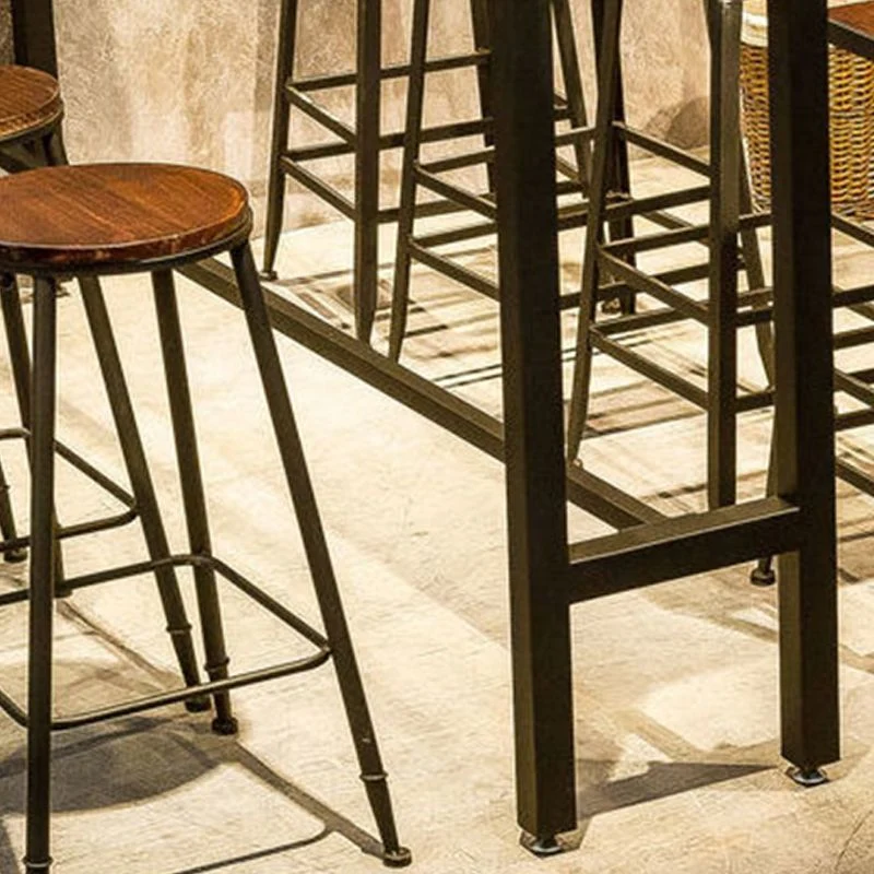 Tavolo da bar legno massello Tavolo da pranzo da bar industriale con base cavalletto nero Clearhalo