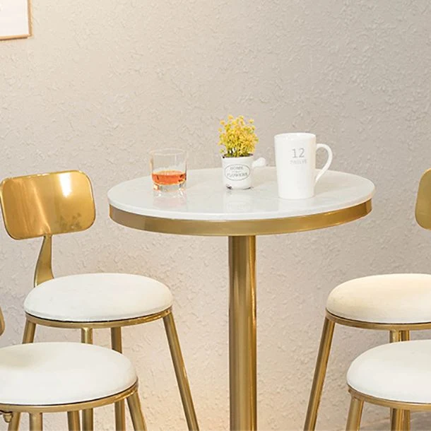 Tavolo da bar marmo artificiale Tavolo da bistrò con base dorata stile glam per interni Clearhalo