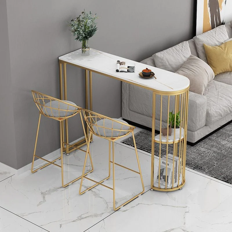 Tavolo da bar stile glam con piano pietra e tavolo da bistrot con piedistallo ferro Clearhalo