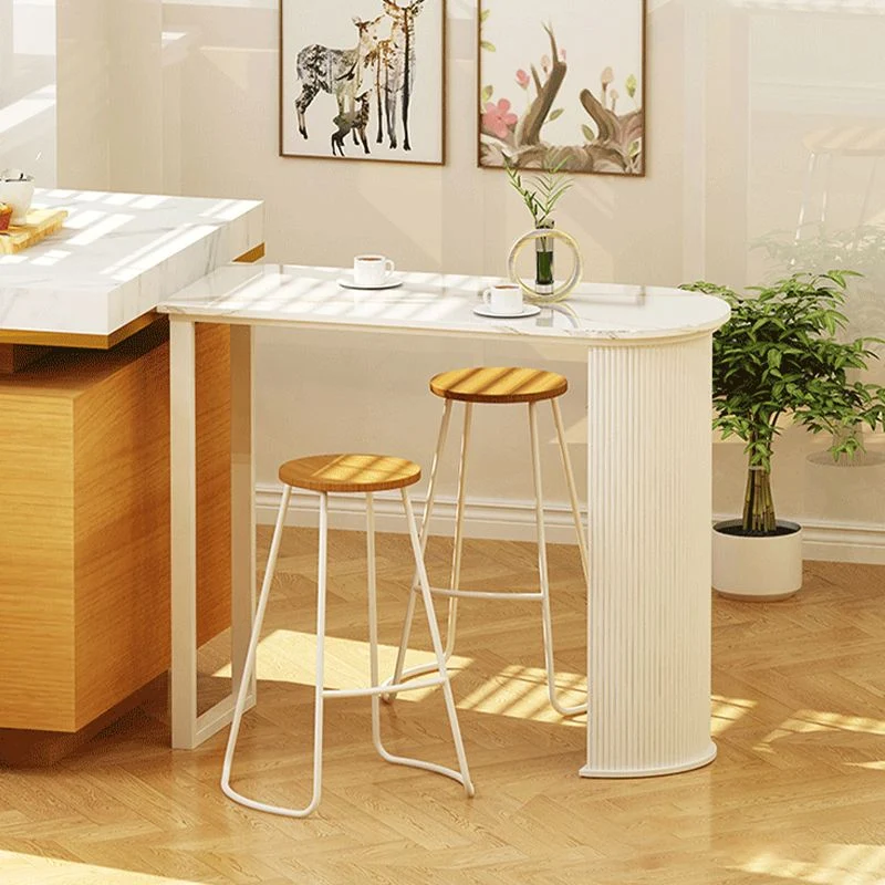 Tavolo da bistrot di forma irregolare con piano pietra sinterizzata Tavolo da pub moderno con doppio piedistallo Clearhalo