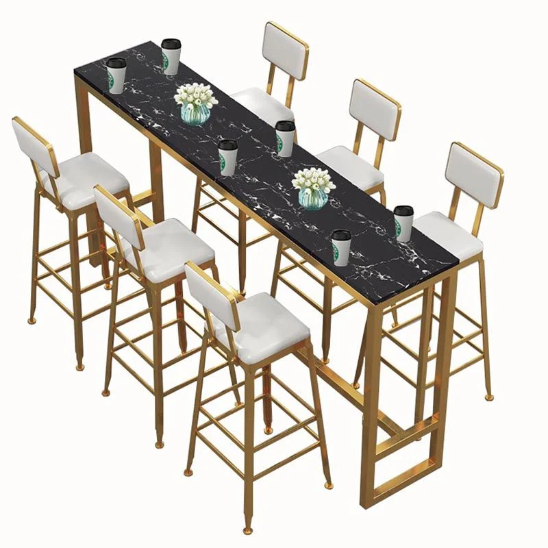 Tavolo da bistrot Glam con tavolo da bar con piano pietra su cavalletto metallo dorato e finitura lucida Clearhalo