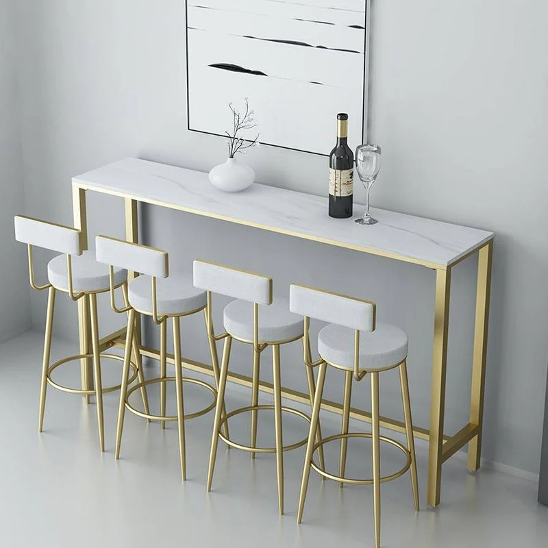 Tavolo Glam marmo bianco con piano rotondo su cavalletto dorato - 42" H Clearhalo