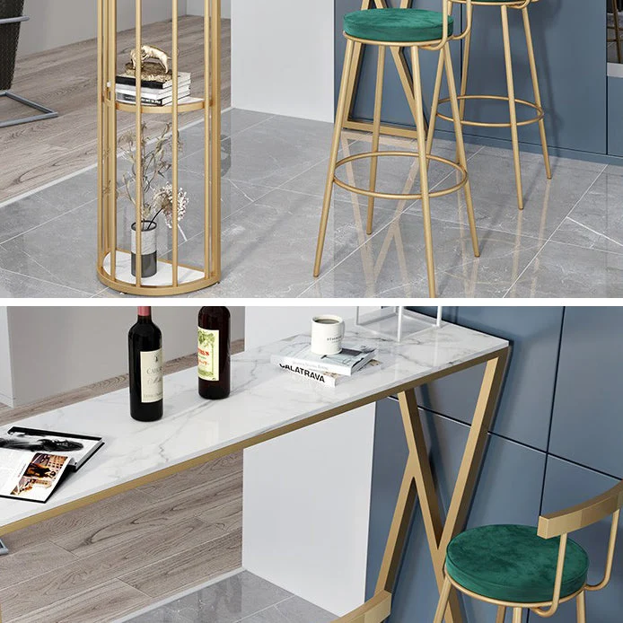 Tavolo da pranzo da bar pietra Tavolo da bar tradizionale di lusso con base slitta dorata Clearhalo