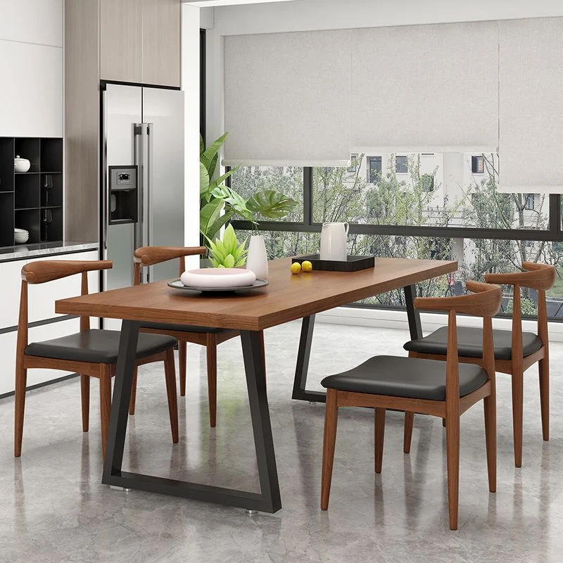 Tavolo da pranzo con base slitta metallo Tavolo da pranzo moderno con piano legno massello marrone e nero Clearhalo