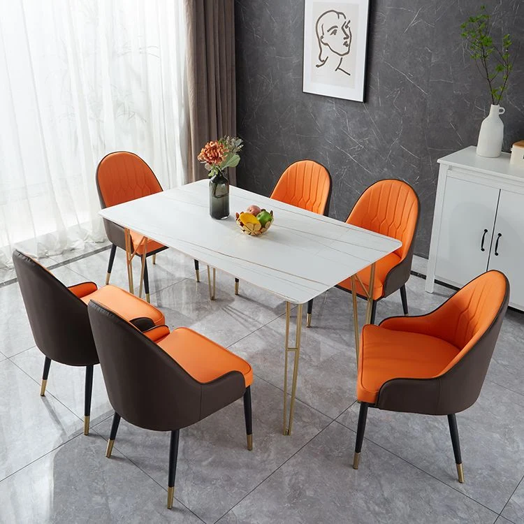 Tavolo da pranzo con base treppiede dorata Tavolo da pranzo tradizionale di lusso pietra e metallo Clearhalo