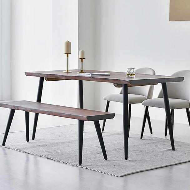 Tavolo da pranzo con base treppiede ferro nero Tavolo da pranzo industriale moderno legno massello Clearhalo